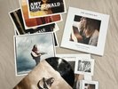 AMY MACDONALD - WOMAN OF THE WORLD  2X VINYL LP + 2CD BOXSET With Signed Print
