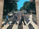 THE BEATLES-ABBEY ROAD 1969 MISALIGNED APPLE ON REAR.