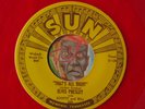 HEAR Elvis Presley 45 That's All Right / Blue Moon SUN rockabilly red repro NM-