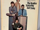 LP THE BEATLES Yesterday and Today (ORIG Vinyl, MONO T 2553, CANADA 1966) NM/NM