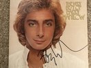 Signed BARRY MANILOW - The VERY Best Of Vinyl LP 1979. Genuine autograph