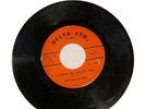 Northern Soul 45 RPM  The Enchanters on Delta LTD: I Should Be Loving You/Hide &