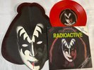 KISS Gene Simmons RADIOACTIVE 1978 Red Vinyl Mask Aucoin Original UK Solo OOP