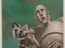 SEALED  Vtg ORIGINAL 1977 QUEEN Album NEWS OF THE WORLD Vinyl RECORD Lp MINT