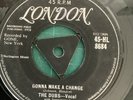 THE DUBS - Gonna Make A Change / Beside My Love
