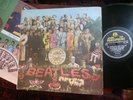THE BEATLES  -       Sergeant Pepper,      ORIGINAL 1967 UK LP + CUTOUTS