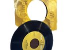 45 RECORD - THE EAGLES - HOTEL CALIFORNIA New Kid In Town 1976 W/ Sleeve
