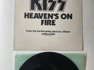 KISS️RARE RADIO PROMO VINYL -HEAVENS ON FIRE