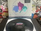THOMPSON TWINS The Best Of VG++ VINYL W/HYPE STICKER