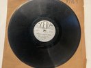 LATIN   YERA PRIVATE PRESS Y SUS GUITARRAS   GREAT      78 rpm   HEAR   X 1769