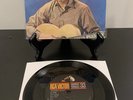 Elvis Presley COMPACT 33 
