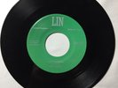 Don Terry – Knees Shakin / She Giggles 7