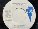Soul 45 Rpm The Newcomers On Volt “Open Up Your Heart/Girl, This Boy Loves You”