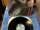 George Strait – Strait From The Heart-Media and sleeve (VG+)