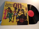 MILES DAVIS COLUMBIA KC 31906 LP ON THE CORNER