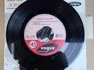 D - Johnny Hallyday T'aimer Follement EP 45T 1960 WIDE TONGUE & CENTERING