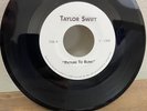 Taylor Swift Picture To Burn Sunny Sweeney Ten Years Pass Rare 45 Vinyl Jukebox
