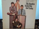 THE BEATLES - Yesterday and Today ST-2553 VINYL LP Stereo Capitol RAINBOW 1966