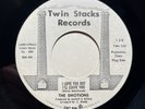 Soul 45 The Emotions Twin Stacks #130 “I Love You But I’ll Leave You/Brushfire”