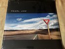 PEARL JAM Yield 1998 1ST PRESS U.S. DIE-CUT COVER EPIC NEW Sealed RARE OOP