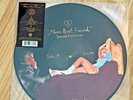 Man’s Best Friend (Limited Picture Disc Vinyl) - Sabrina Carpenter