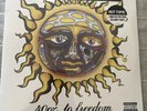 RARE And SEALED  2015 Hot Topic 40oz. To Freedom Clear w/splatter Sublime
