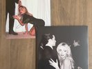 *SIGNED* Sabrina Carpenter – Man’s Best Friend Alt Cover Vinyl + UK Exc Art Card