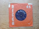 THE MIGHTY AVENGERS “(Walking Thru’ The) SLEEPY CITY” 7” NEAR MINT (Decca ’65)