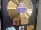 QUEEN LATIFAH GOLD RECORD PLAQUE BLACK REIGN,,,