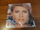 OLIVIA NEWTON JOHN Greatest Hits SIGNED U.S. MCA RECORDS LP NM
