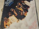 The Isley Brothers   Ft. Fight The Power-The Heat Is On   Lp 75’ (PZ 33536)