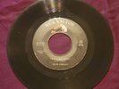 Elvis Presley That's All Right / Blue Moon of Kentucky 7