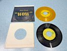 KATE BUSH Wow PS ORIG 1979 1st Press YELLOW VINYL plus Wuthering Heights 45