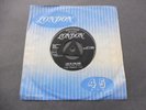 Carl Perkins – Lend Me Your Comb c/w That's Right 1958 UK 45 LONDON