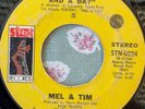 Mel & Tim 45 Forever And A Day/That's The Way I Want To Live My Life Stax 0224
