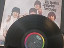The Beatles * Yesterday and Today * T 2553 * MONO * Capitol * Vintage Vinyl *VG+