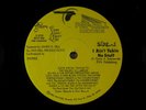 Izod & Bizzy Bee - I Ain't Takin No Stuff 12