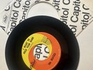 THE BEATLES I WANT TO HOLD YOUR HAND 45