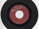 LOS BRONCOS DE REYNOSA  VUELTAS DEL DESTINO/CADA AMOR UN  45 Rpm  USED