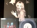 SABRINA CARPENTER Man's Best Friend SIGNED SEALED Alt Cvr B/W + 2 Vinyl Singles