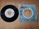all 5 band autographed 1980s VG++ 45 & vg sleeve Dire Straits Money For Nothing