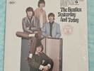 THE BEATLES Yesterday and Today 1966  Capitol ST 2553