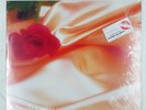 ISLEY BROTHERS BETWEEN THE SHEETS CBS 25AP2645 1LP