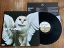 DEFTONES- DIAMOND EYES LP 2010 REPRISE WITH INSERT 180 GRAM NEAR MINT